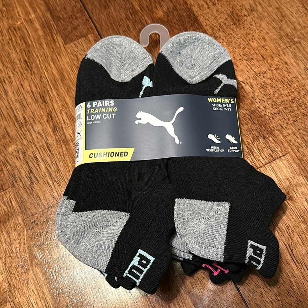 - Puma Training Socks